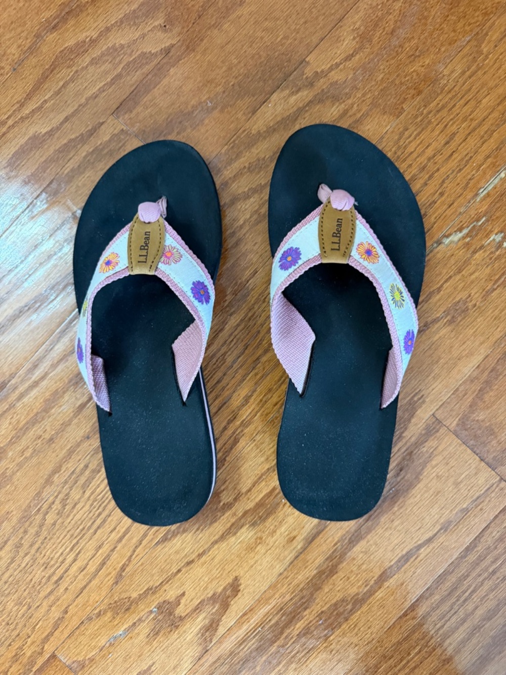 LL Bean Flipflops - Picture 4 of 4